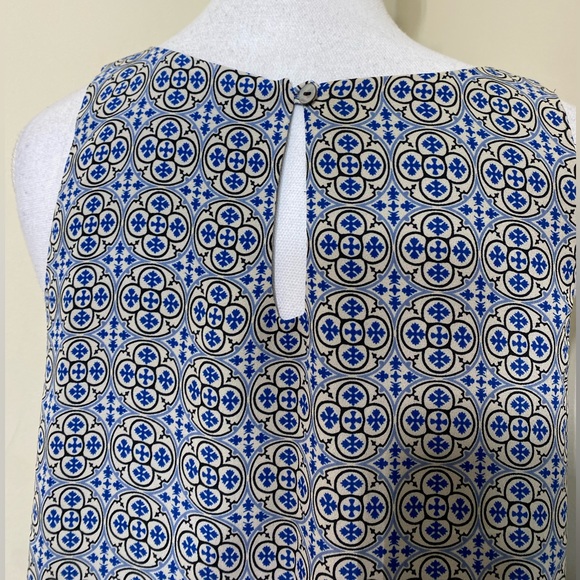 NWOT Max Studio || Woman’s sleeveless tunic top size Medium - Picture 5 of 7